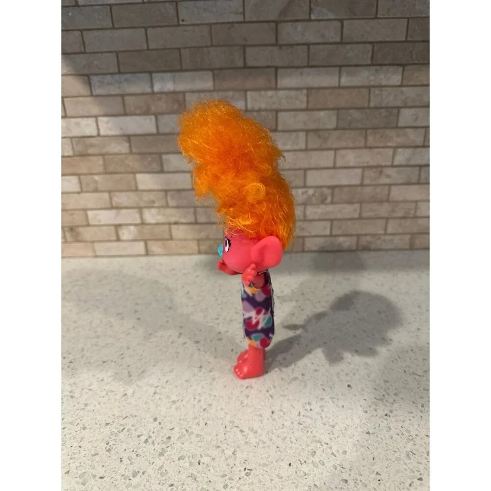 Trolls DreamWorks Stylin DJ Suki Doll Dress Hair Accessory Doll Hasbro #33 - Picture 2 of 4